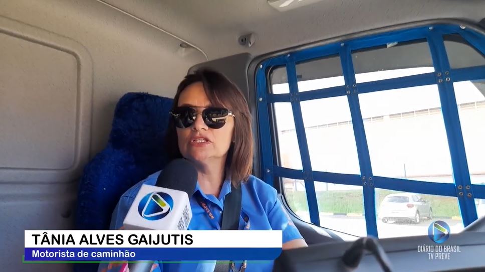 Motorista da Braspress é entrevistada pela TV Prevê de Bauru (SP)